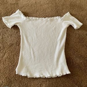 Off the shoulder ribbed tee🌊